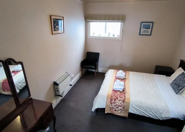 City Centre Superior Villa 3 Large Double Bedrooms