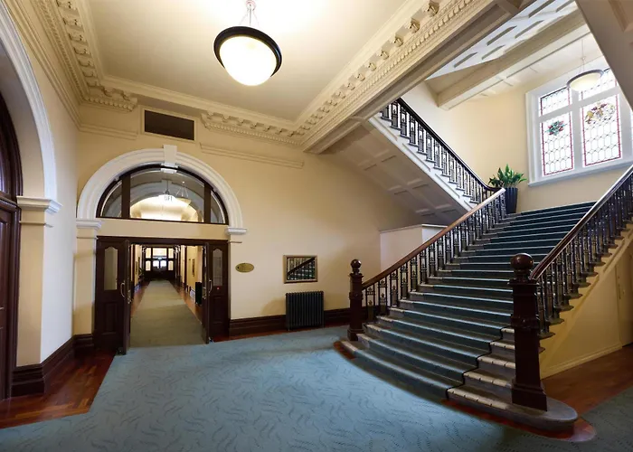 Resorts Guide Adina Heritage Christchurch