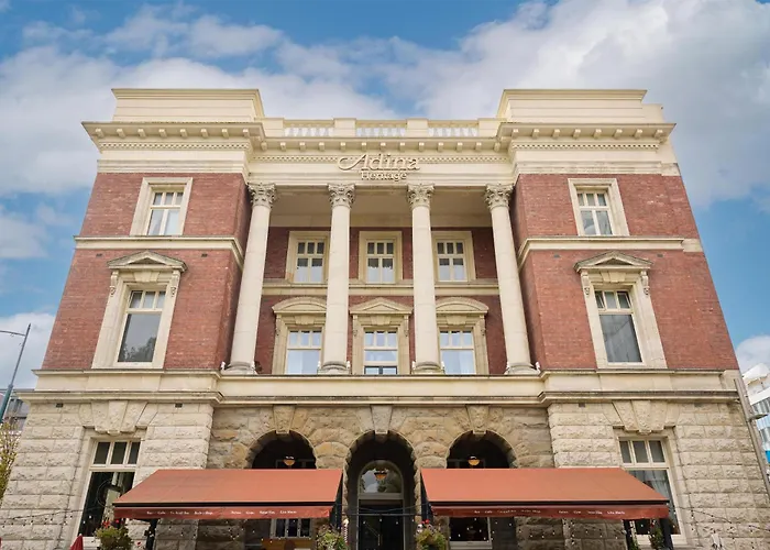 Resorts Guide Adina Heritage Christchurch